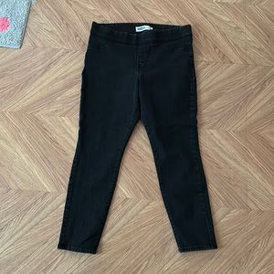 Old Navy Super Skinny Mid Rise Black Jeans